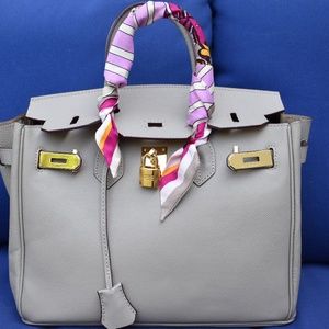 HOUSE OF HELLO BAG ~ BK 35